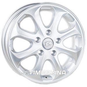 Литые диски Replica Hyundai (JT1272) W5.5 R15 PCD5x114.3 ET45 DIA67.1 silver