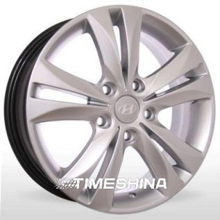 Литые диски Replica Hyundai (6028) W6 R16 PCD5x114.3 ET50 DIA67.1 silver