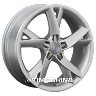 Литые диски Replay Audi (A33) W8 R18 PCD5x112 ET26 DIA66.6 silver